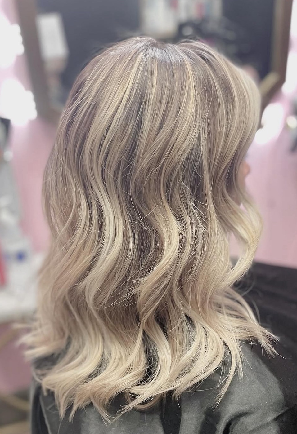 Blonde highlights wavy